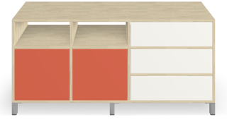Modernes Sideboard mit bunten Türen